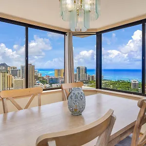  Apartment Hawaiian Monarch Penthouse 402