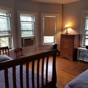 https://sids-victorian-oasis.us-newyorkcity.com