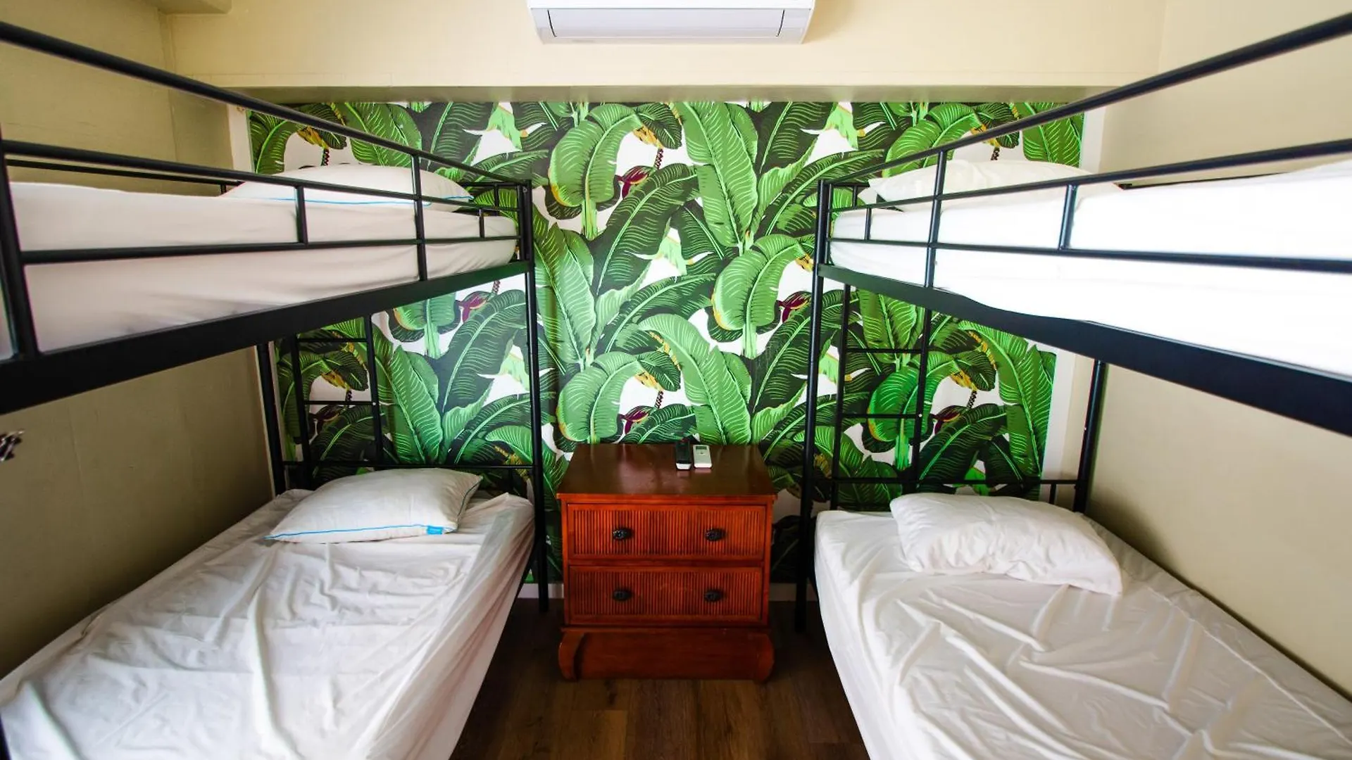 Waikiki Beachside Hostel Honolulu 0*,