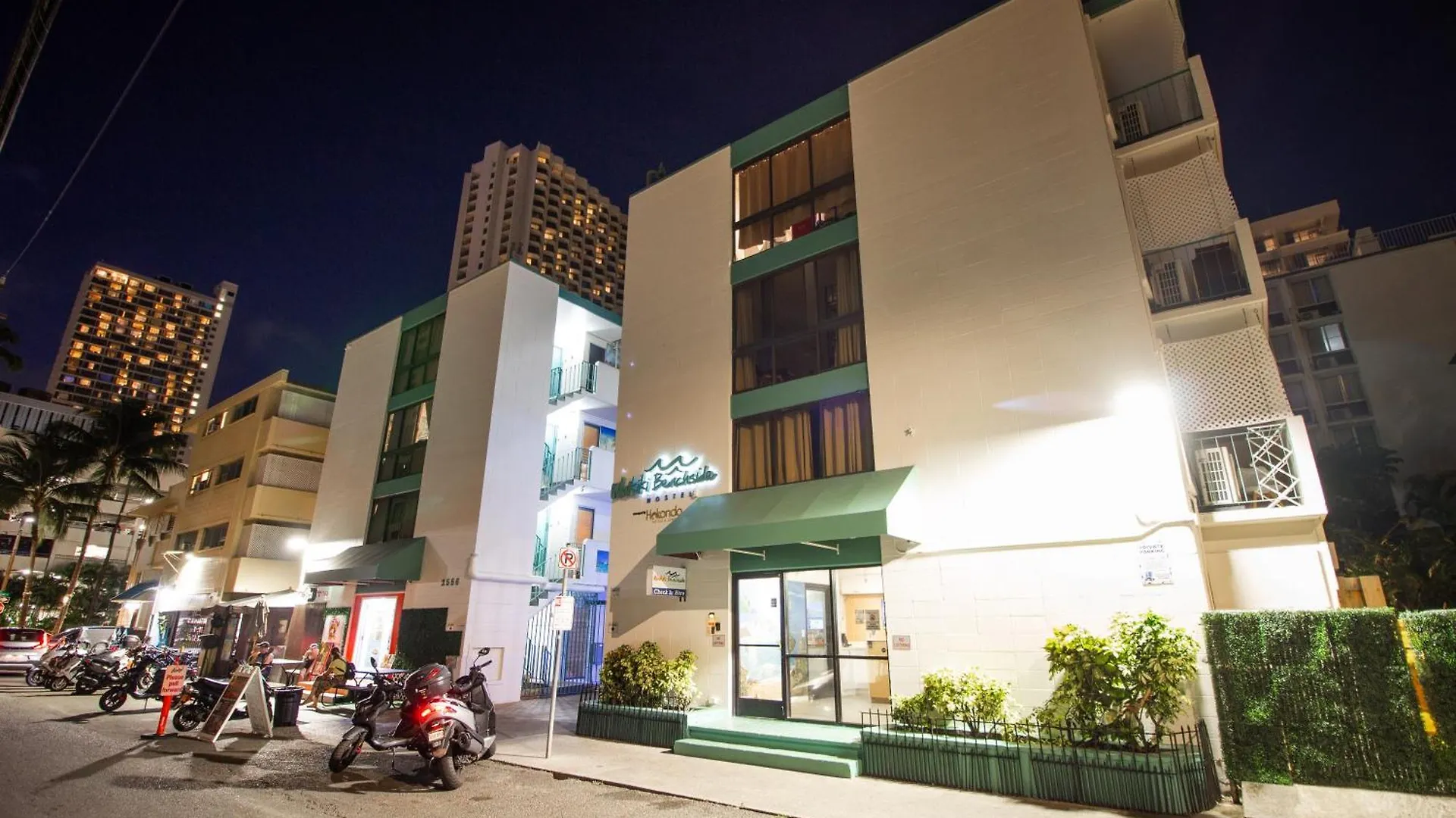 Waikiki Beachside Hostel Honolulu
