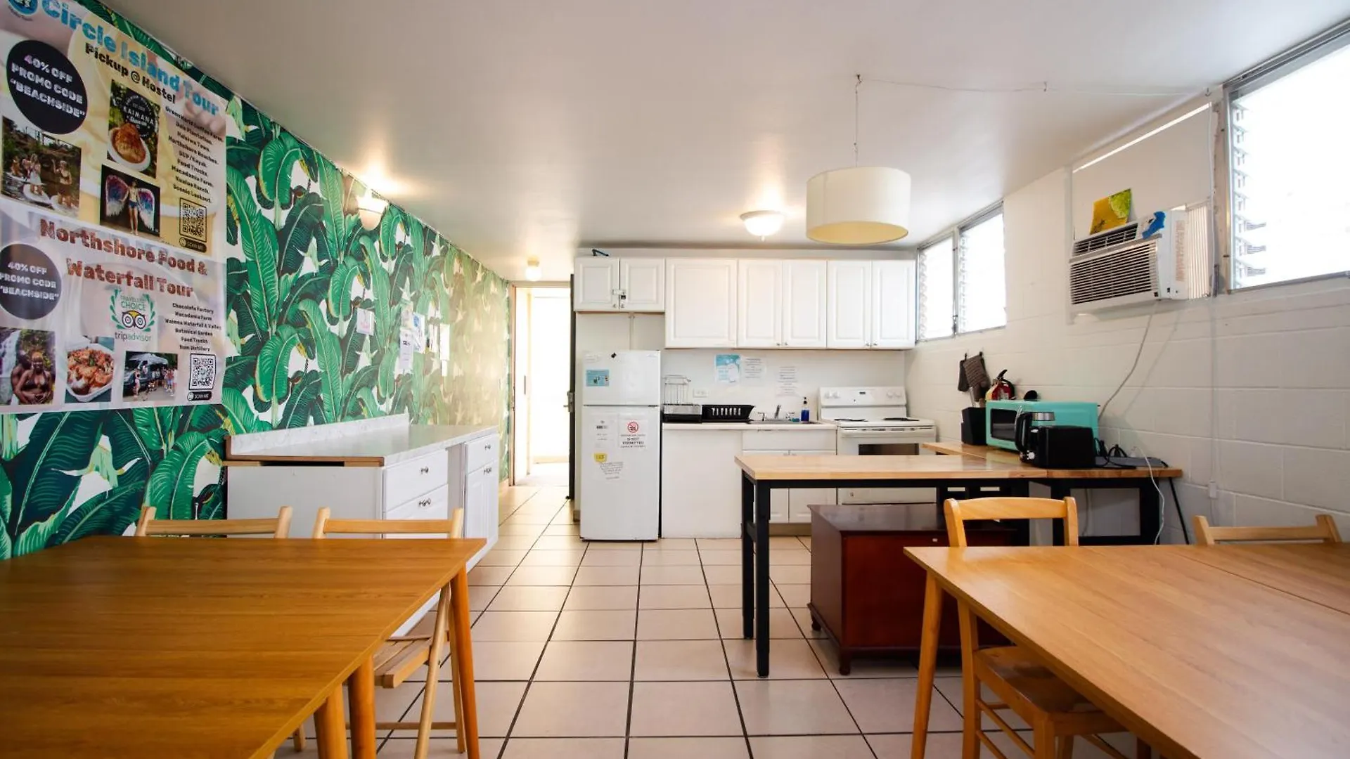 Waikiki Beachside Hostel Honolulu